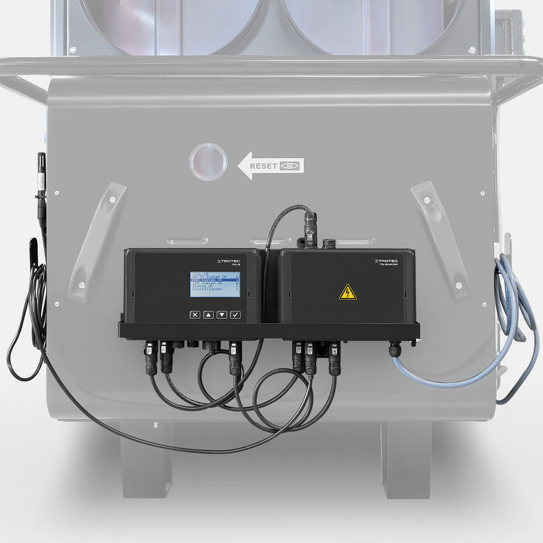 Toepassing van TTSL CB en TTSL SB-UMI 230V met accessoire-bevestigingsset bij een olieverwarmingsapparaat